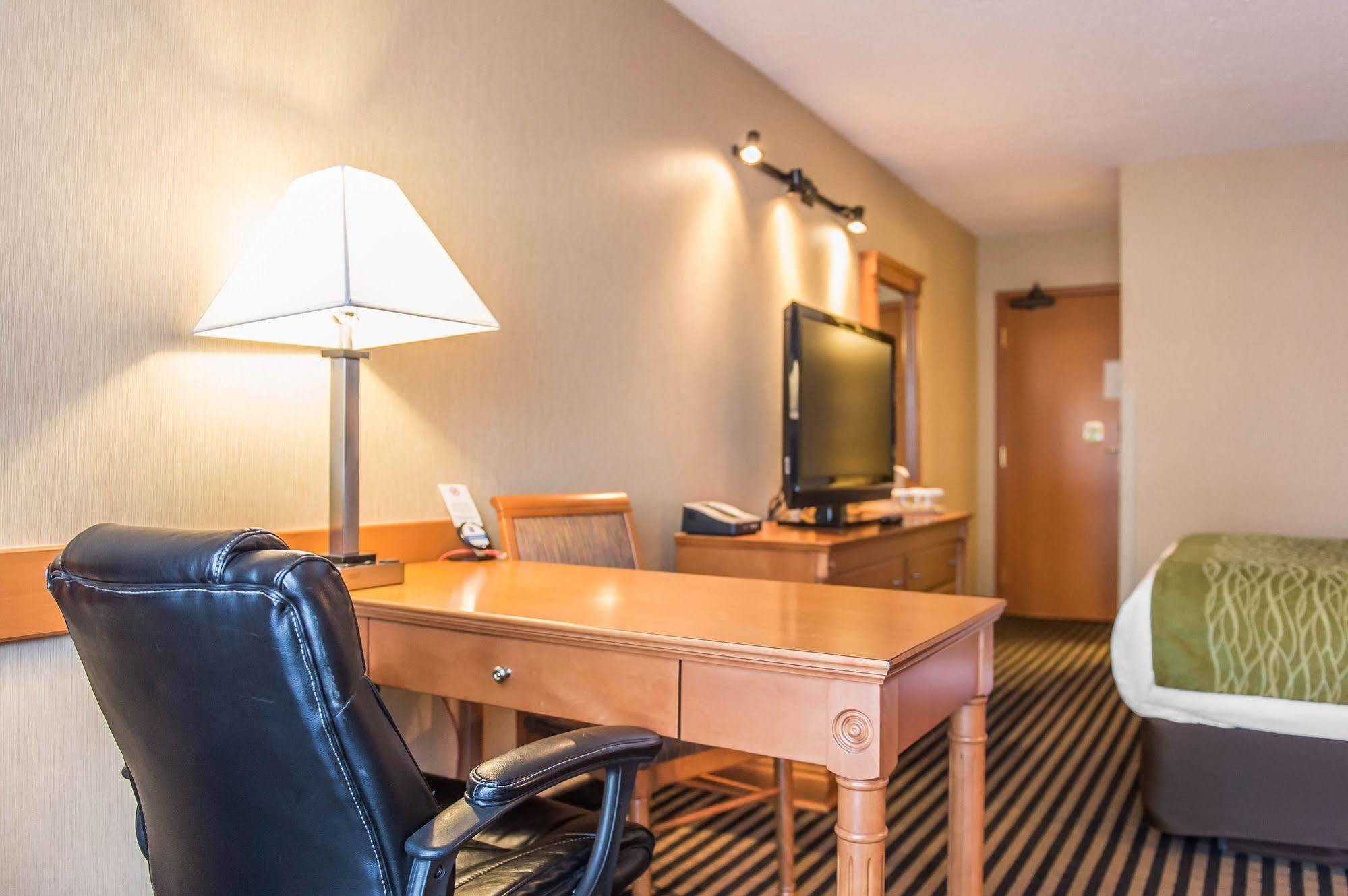 Comfort Inn Brockville Zewnętrze zdjęcie